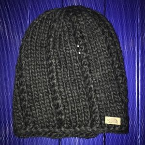 Women’s North Face winter hat